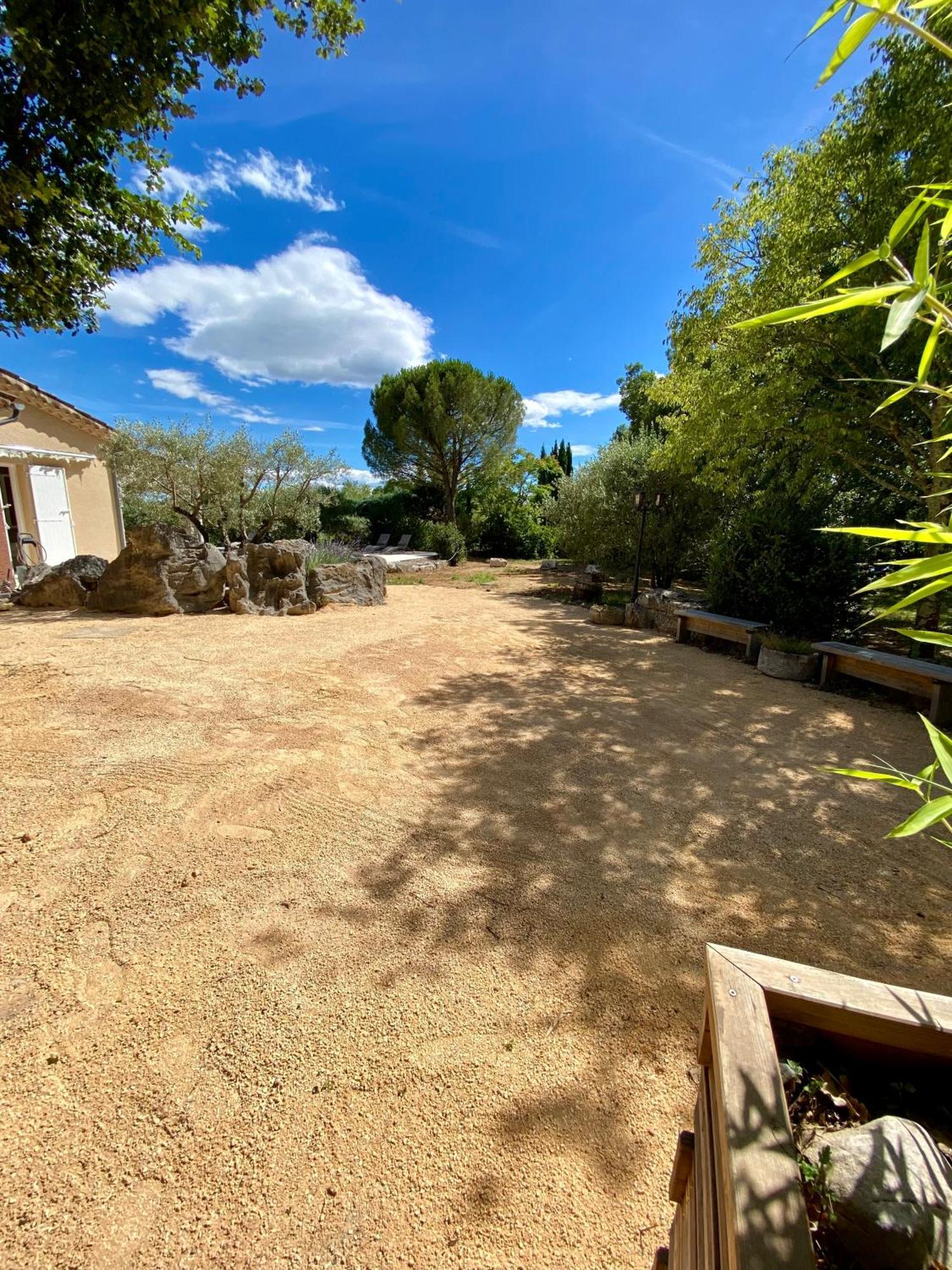 Maison Pour 12P, Piscine A Debordement Chauffee D'Avril A Octobre Inclus 吕奥姆 外观 照片