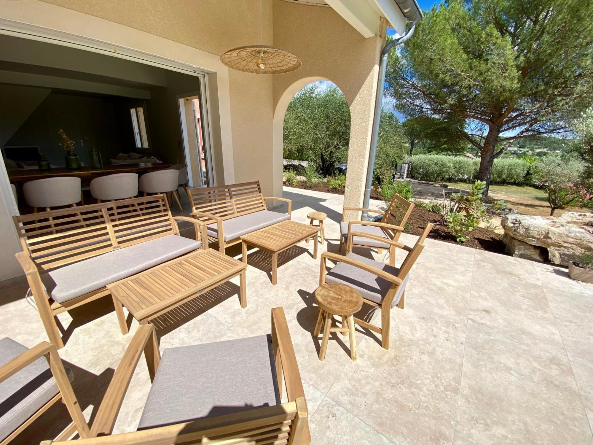 Maison Pour 12P, Piscine A Debordement Chauffee D'Avril A Octobre Inclus 吕奥姆 外观 照片