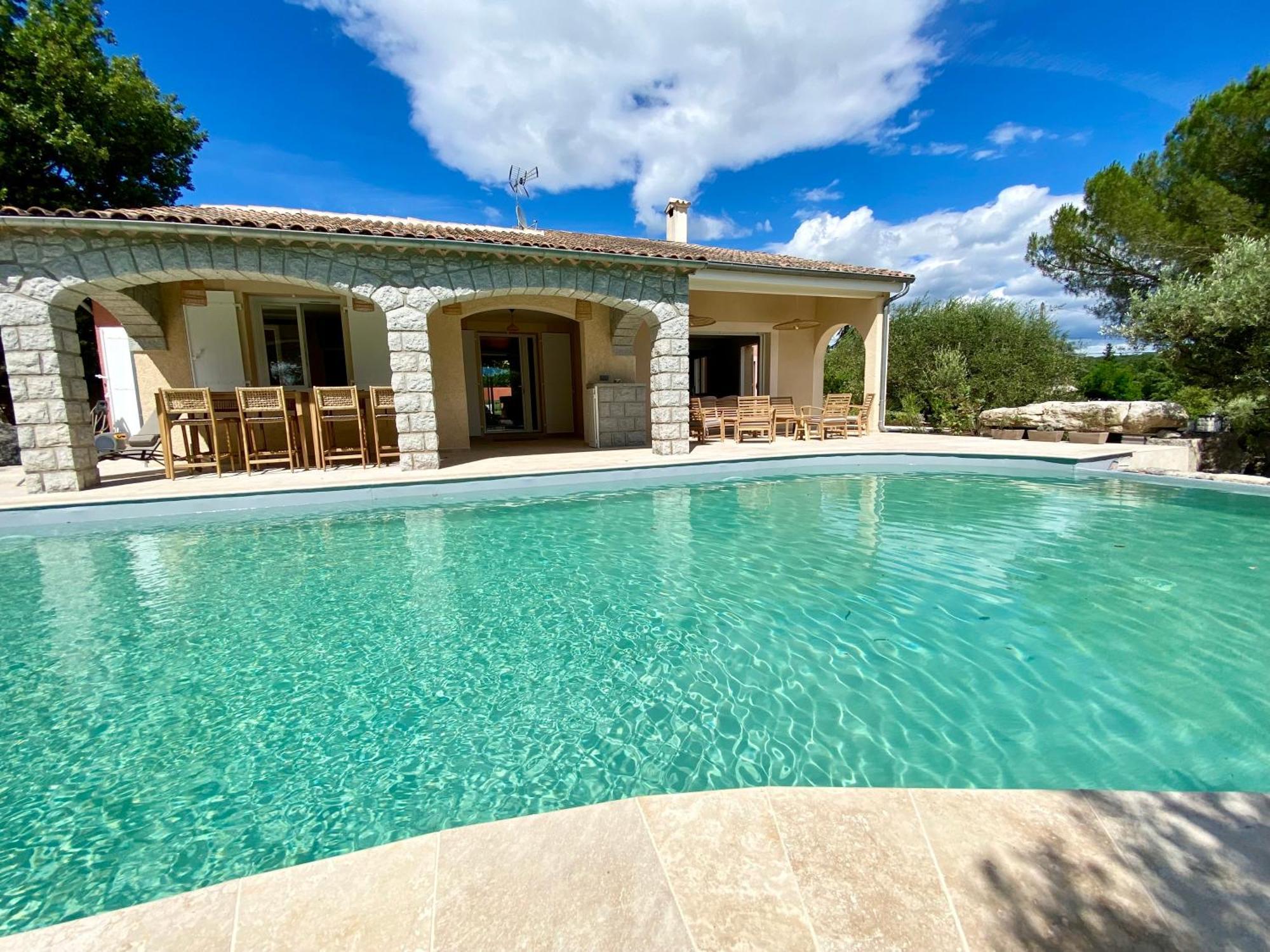 Maison Pour 12P, Piscine A Debordement Chauffee D'Avril A Octobre Inclus 吕奥姆 外观 照片