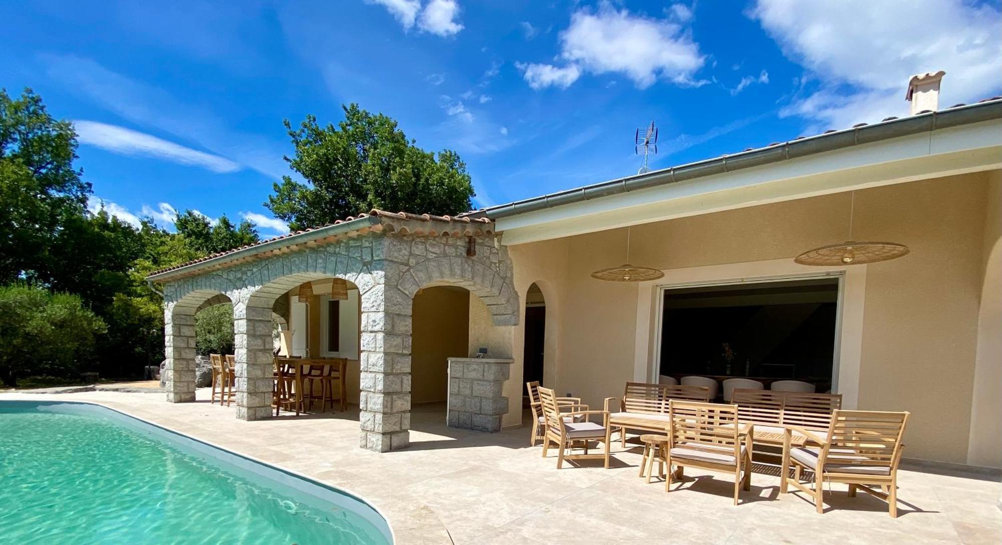 Maison Pour 12P, Piscine A Debordement Chauffee D'Avril A Octobre Inclus 吕奥姆 外观 照片